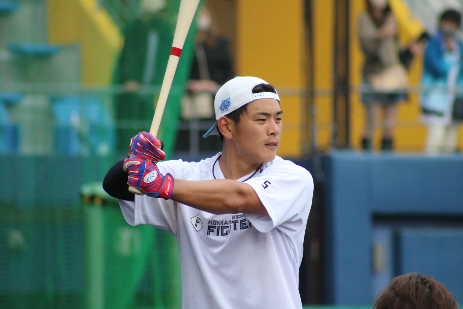 エスコン1周年記念ユニ＆帽子 野村佑希 Amazon.co.jp: ファイターズ