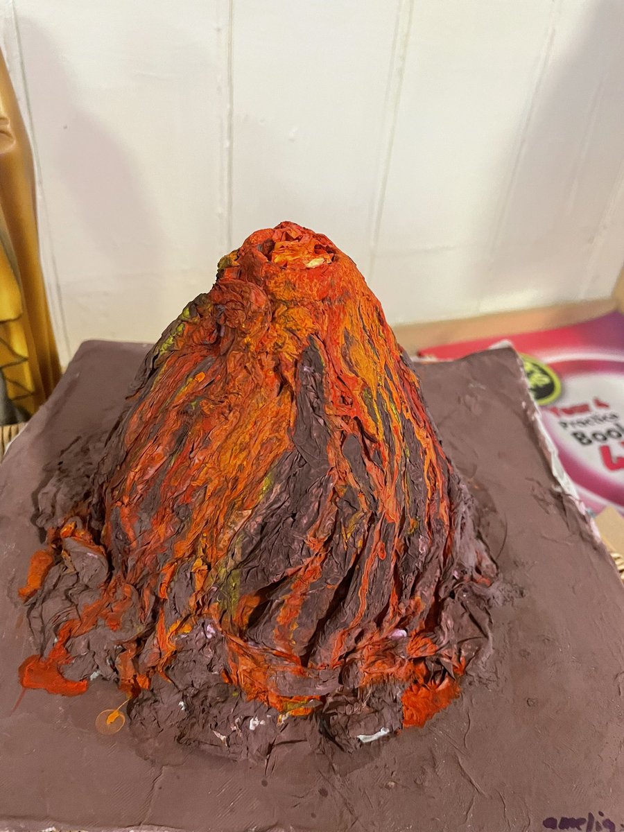 Another wonderful take away homework creation this morning, paper mache, paints and a plastic bottle were used to make this fantastic volcano. Well done Amelia. #SJKtakeawayhomework #SJKtopic #SJKdt #OakClassRule