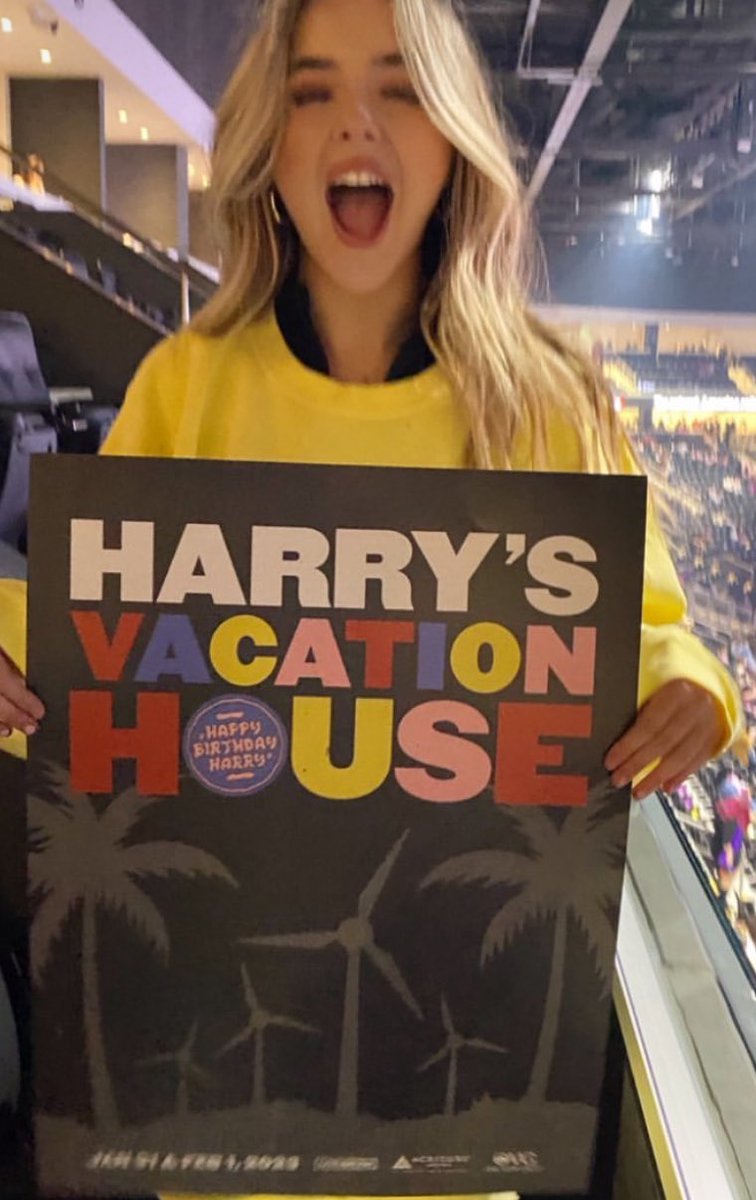 alyciasflqwer's tweet photo. @AlexaNisenson freakn out over Harry styles is just so relatable😭 https://t.co/biIhcdulZn