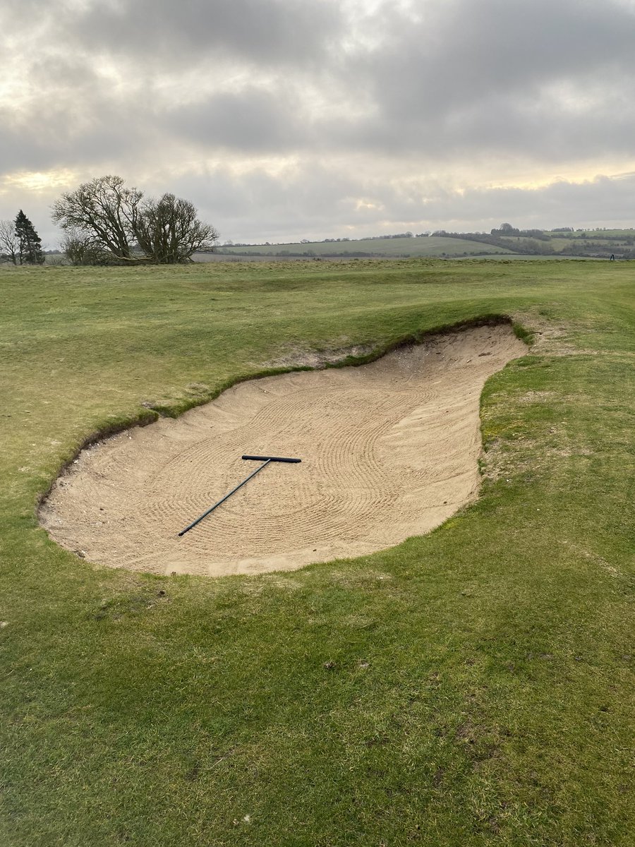 Bunkers raked ✅
Greens hand cut ✅
Holes changed ✅
All ready and very excited for cross country golf tomorrow! 
<a href="/OgbourneDownsGC/">Ogbourne Downs GC</a>