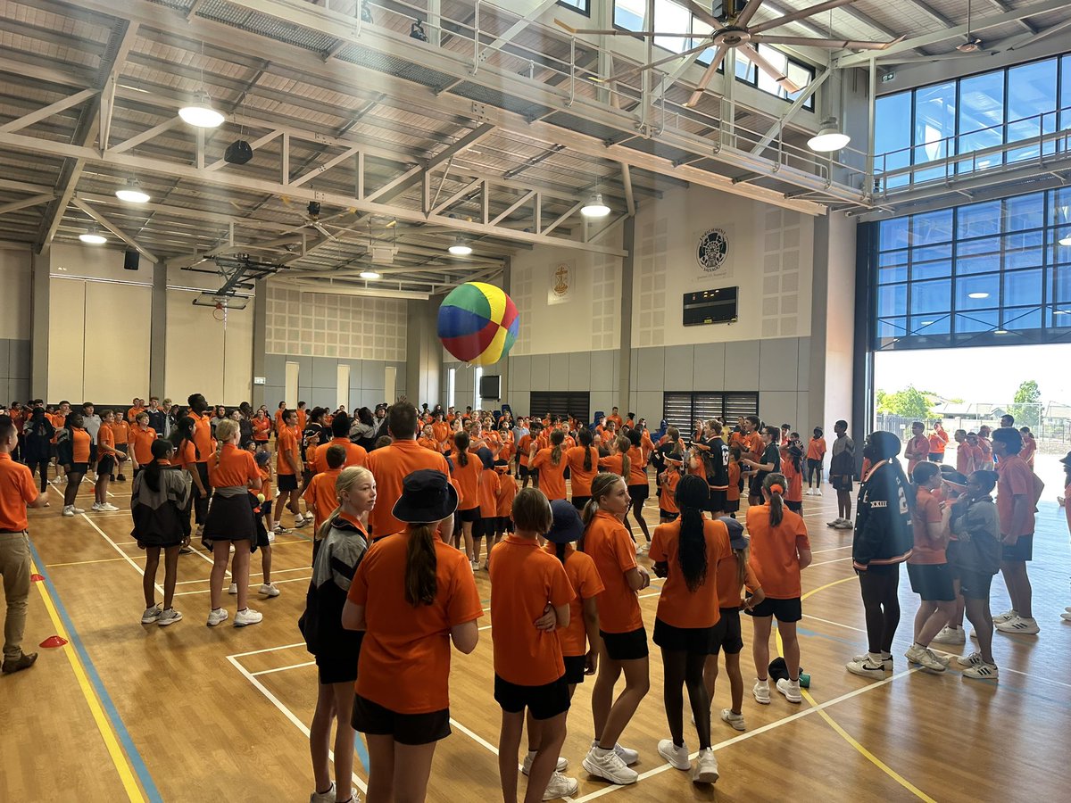 MrsDavini's tweet photo. House Games in action @Holy_Cross_Coll #HCCEllenbrook https://t.co/ufxSdSuge4