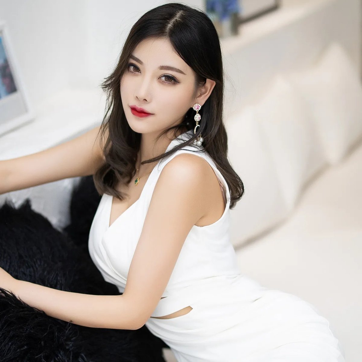 CKim99017249's tweet photo. @NguyenT42706877 Chúng ta có thể hẹn hò, kết bạn, quanhệ tình dục + zalo: 359174478 https://t.co/6ehq7709qS