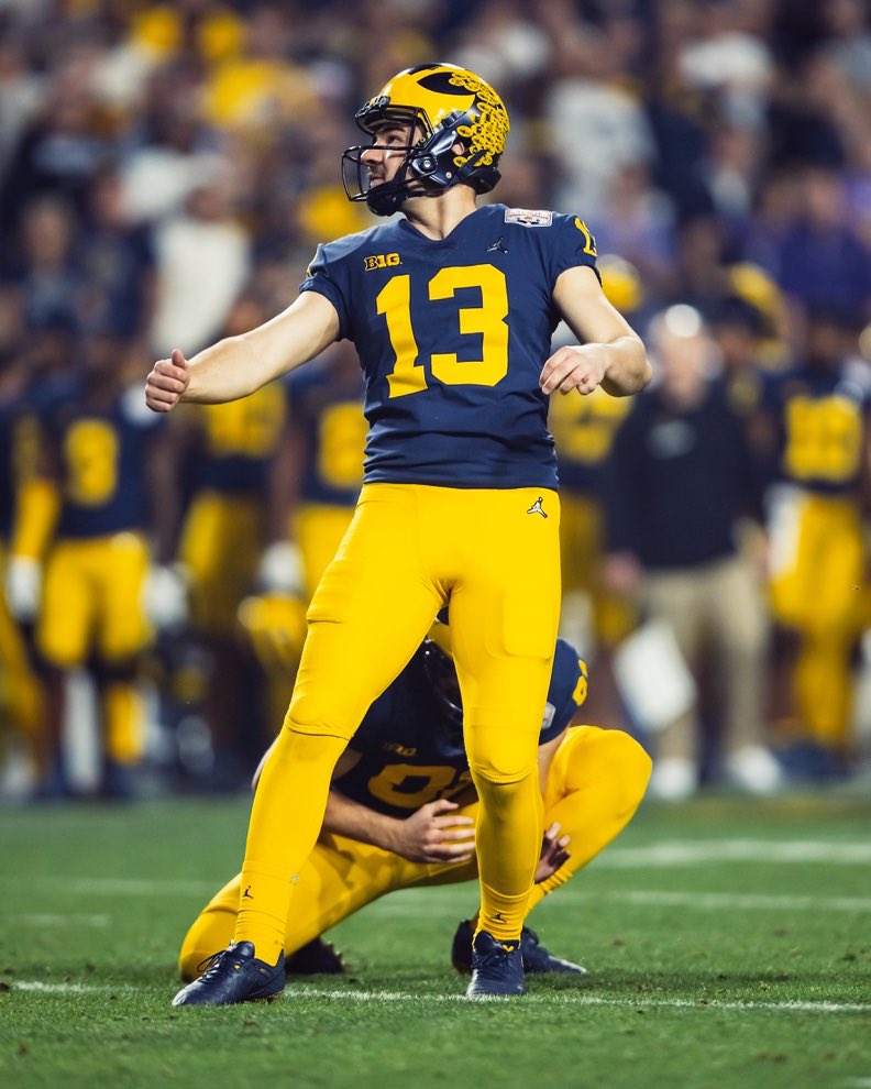 Michigan's Jake Moody: Shrine Bowl MVP🏆 FG Makes From: — 51 Yards — 51 Yards — 35 Yards — 35 Yards