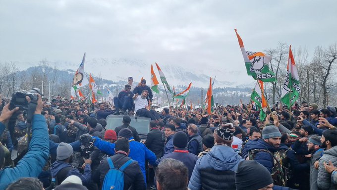 kayeez_malik's tweet photo. گا رہے ہی اونچا ہمیشہ تاج یہ ہے تاج کا بھارت کشمیر
#KashmirSupportsIndia #KashmirSolidarityDay #KashmirSupportsIndia 
#KashmirDevelopment #KashmirSerenityDay #Kashmir #Kashmiriyat #India 
#Pakistan #Kashmir_da https://t.co/8XDKCvXqHx