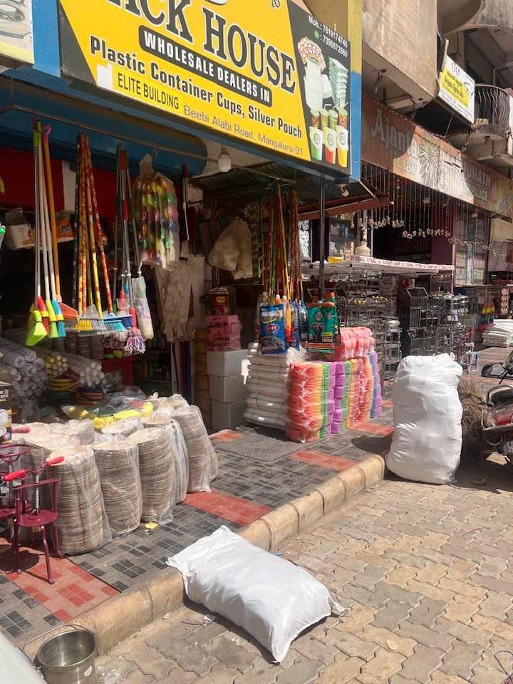 bmangalorean's tweet photo. Mangalore city corporation @mangalurucorp has spent so much of tax payers money and constructed Footpath. Is that for the public use or for business purposes?? . @SmartMangaluru @DCDK9 @compolmlr 
📍 Bibi Alabi Road (Road to Market). https://t.co/qYnBDd2gSr