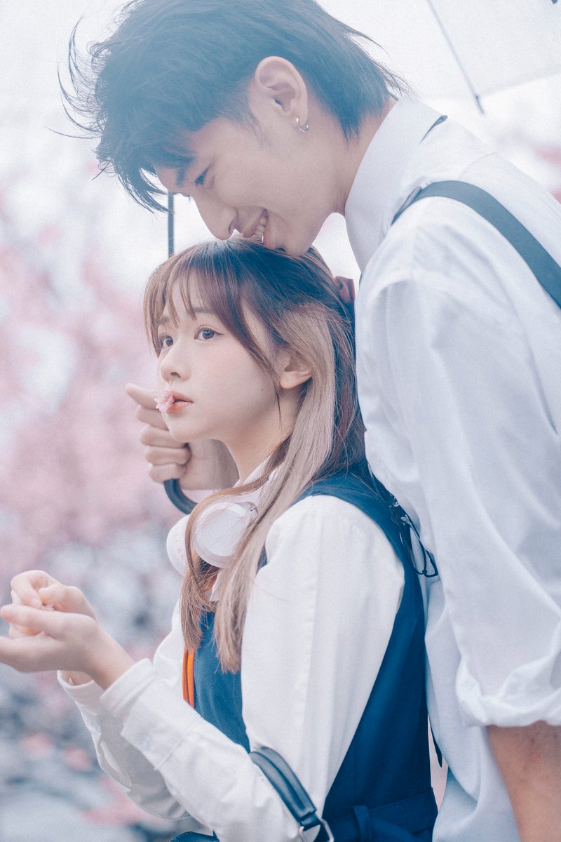 每年的櫻花都想跟想見的人一起看
-
櫻花對我來說是一種寄託夢想的花
不管從小看的動漫裡面看到的
還是長大看到的櫻花
每一次看到都是一種夢想畫面
假如哪年沒拍櫻花
我有可能已經沒熱情了
Sony Taiwan A1 + Tamron Taiwan 35-150mm