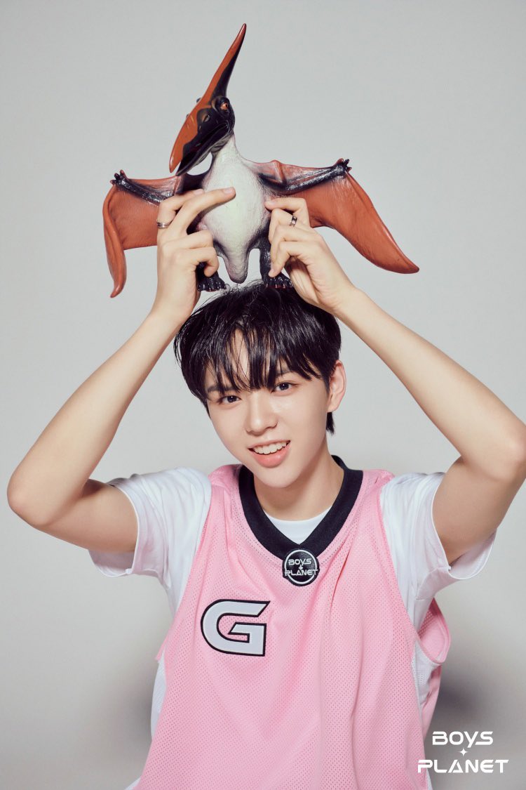 🍒 on Twitter "How to vote for Brian on Boys a thread BRIAN