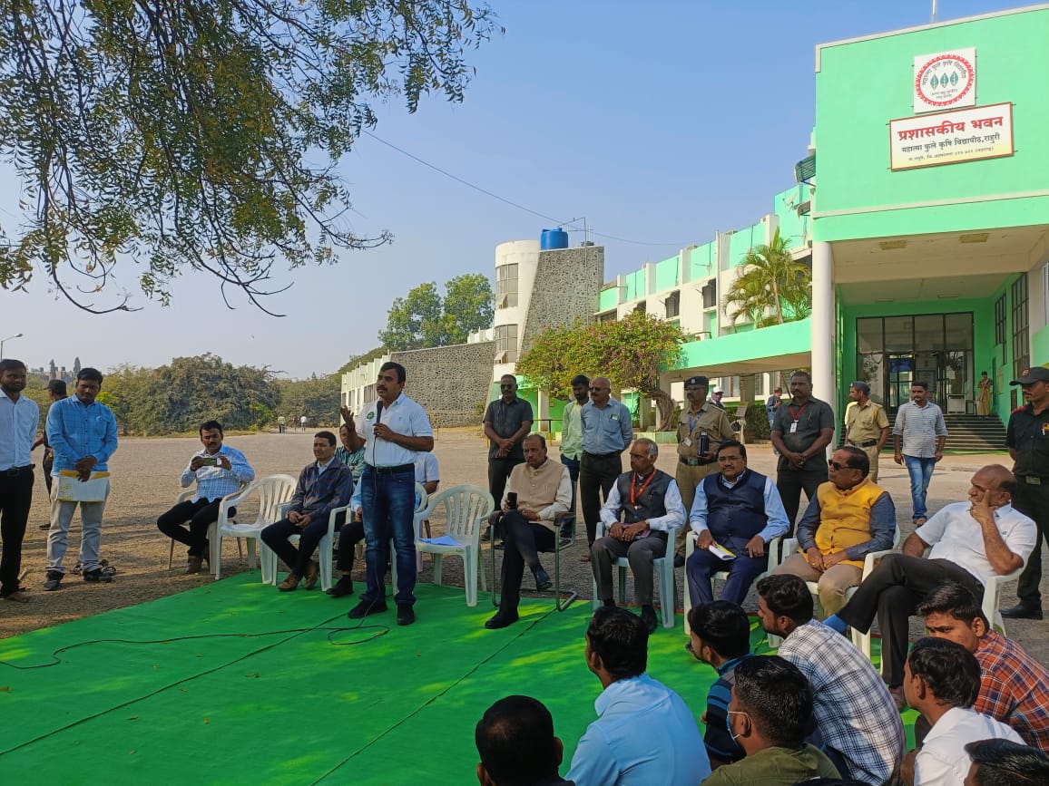 _7ejas's tweet photo. #JusticeForAgrilEngg मा.श्री विलास शिंदे (Chairman and CEO, Sahyadri farmer producer company) सुद्धा म्हणतात कृषी अभियंताच पाहिजे🤗
@mieknathshinde @Dev_Fadnavis 
@CMOMaharashtra 
@maha_governor @PMOIndia @rashtrapatibhvn
@mpsc_office https://t.co/wNxWny34ML