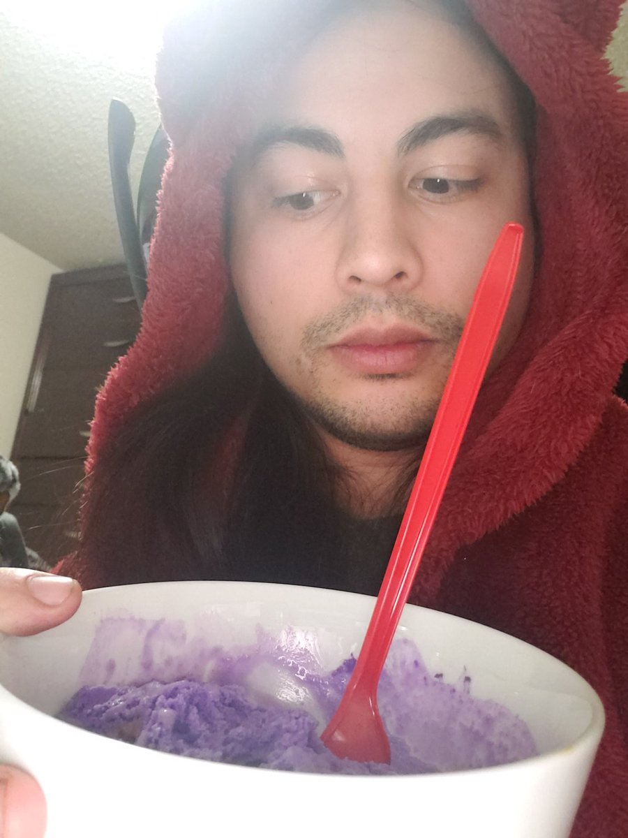 PyroAtLarge's tweet photo. Killing this purple ice cream, then sucking it up on some Valorant for the night. Pray that my aim is sweeter than this bowl of diabetes.
#twitchstreamer
#Valorant
#StormTrooperAim
#IOnlyUseShotguns
#TheOGPointAndClick
https://t.co/MPJQ2muwkw https://t.co/TnBSINeqw4