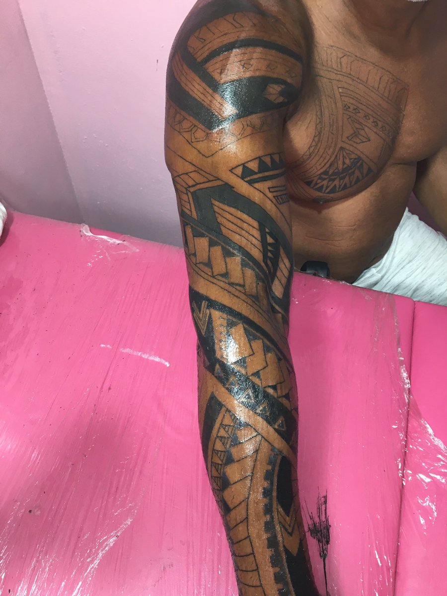 rafamileny's tweet photo. olhem essa belezinha, ainda não está finalizada… só imaginem 🥹🥹🫶🏻 orgulho de mim https://t.co/bOMfu6RgUF
