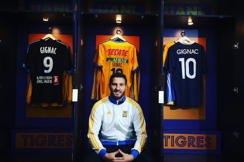 SomosOffside's tweet photo. ¡¡HAY GIGNAC PARA RATO!! 🔝🇫🇷
Por medio de redes sociales se dio a conocer que André-Pierre Gignac, renovó con el equipo felino hasta el 2025, a sus 37 años de edad. 𝗣𝗼𝗿 𝗺𝗮𝘀 𝗵𝗶𝘀𝘁𝗼𝗿𝗶𝗮. 🐯
#andrepierregignac #AndrePierreGignac #andrepierre #andrépierregignac https://t.co/MVh4iUPv82