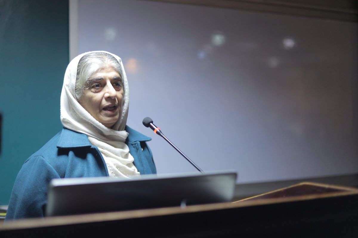 ShalamarSIHS's tweet image. We had a successful seminar on First Trimester Screening for Pre-Eclampsia! Thank you to our expert speakers for sharing their insights and knowledge on this vital topic. 

1/2

#PreEclampsiaAwareness #FirstTrimesterScreening #MaternalHealthMatters