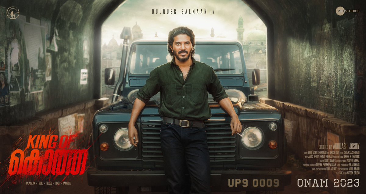 ursniresh's tweet photo. The Storm is Coming #KingOfKotha 2nd Look 

#DulquerSalmaan is all set to deliver a powerful, action-packed experience in theatres from Onam 2023!

@dulQuer @AbhilashJoshiy @NimishRavi  @JxBe @shaanrahman @ZeeStudios_ @DQsWayfarerFilm #Kok https://t.co/r3hk3ryDbE