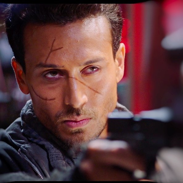 SrijanTigerian2's tweet image. Even #SiddharthAnand can't Rewrite these benchmark roles. 🔥
#Khalid & #Saurabh @iTIGERSHROFF sir ! ❤️🔥💥
#TigerShroff | #Ganapath | #BadeMiyanChoteMiyan | #BMCM | #War2 | #Rambo | #SpyUniverse | @yrf
