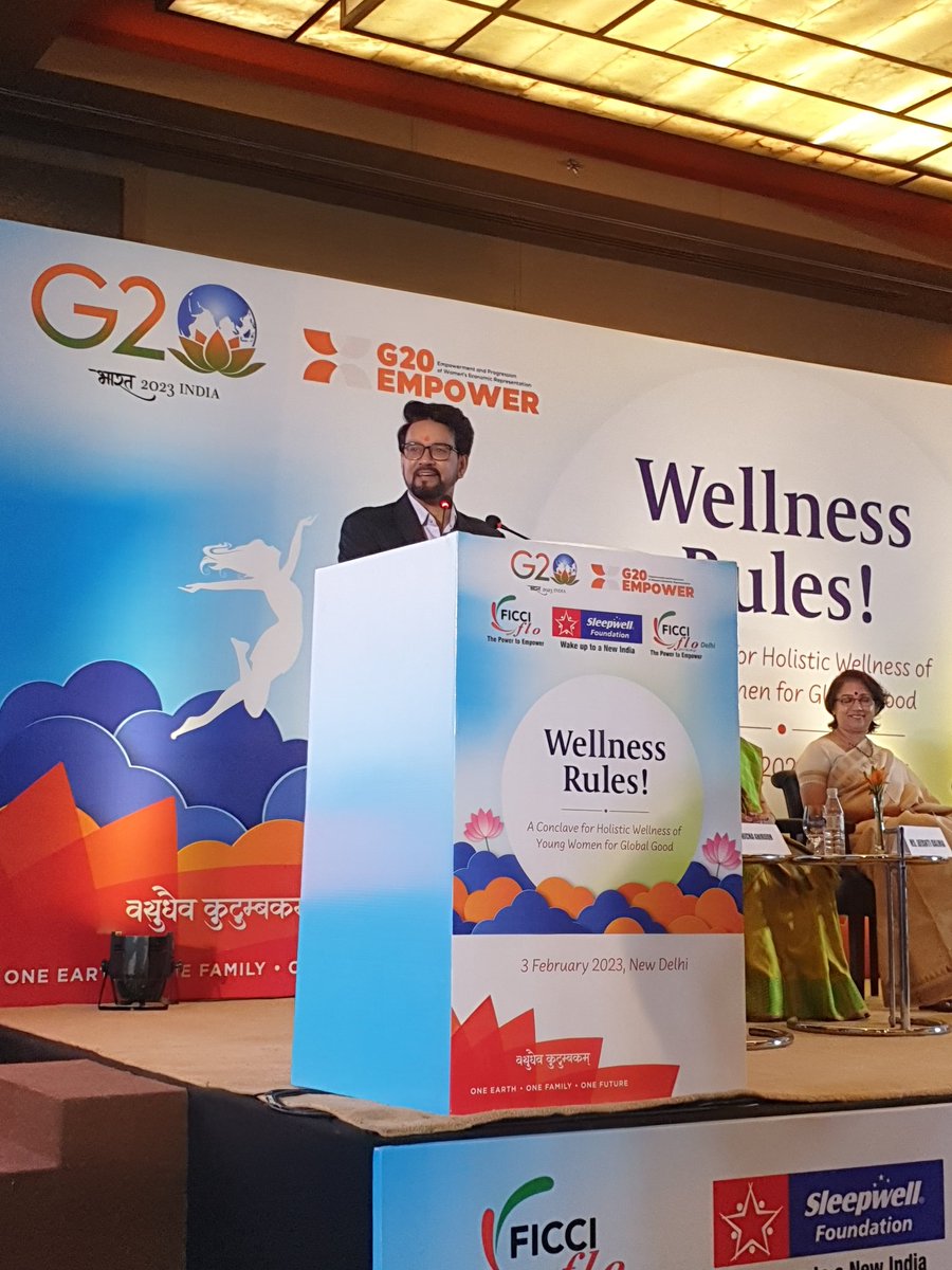 SanjoyRoyTWA's tweet image. 7 women began the Lijjatpapad movement with rs 80. Today its a multi crore business. @ianuragthakur opens the #WellnessRules conference by @FICCIFLO @mysleepwell