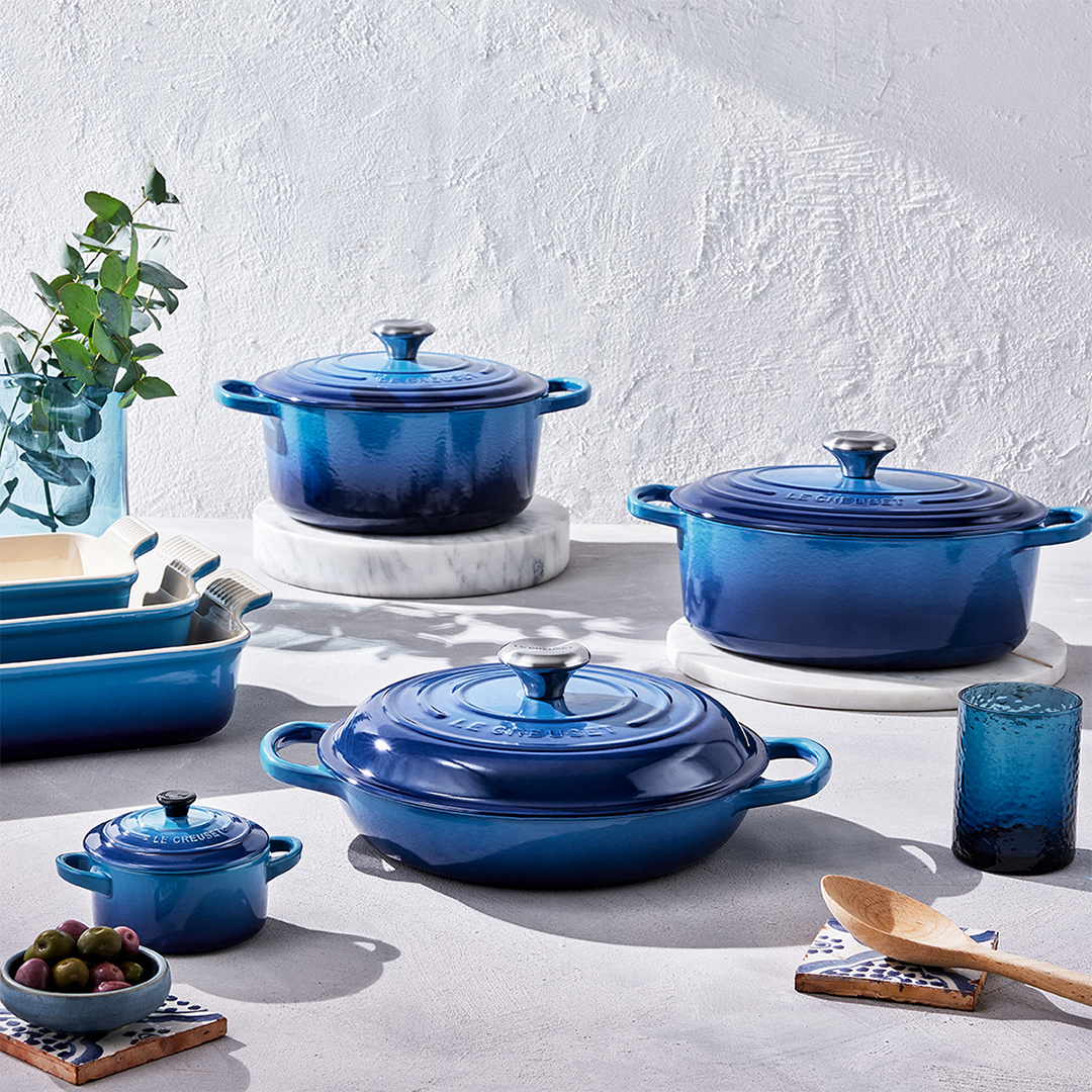 LeCreusetSA's tweet photo. Available in our iconic Cast Iron, Stoneware, and Accessories, Azure evokes the feeling of dining under clear skies on distant shores. Shop the NEW collection in-store or online: https://t.co/GChwsYdX5M
#LeCreuset #Azure #BoldBlue #NewCollection #JustLanded https://t.co/abYUY0Lu5c