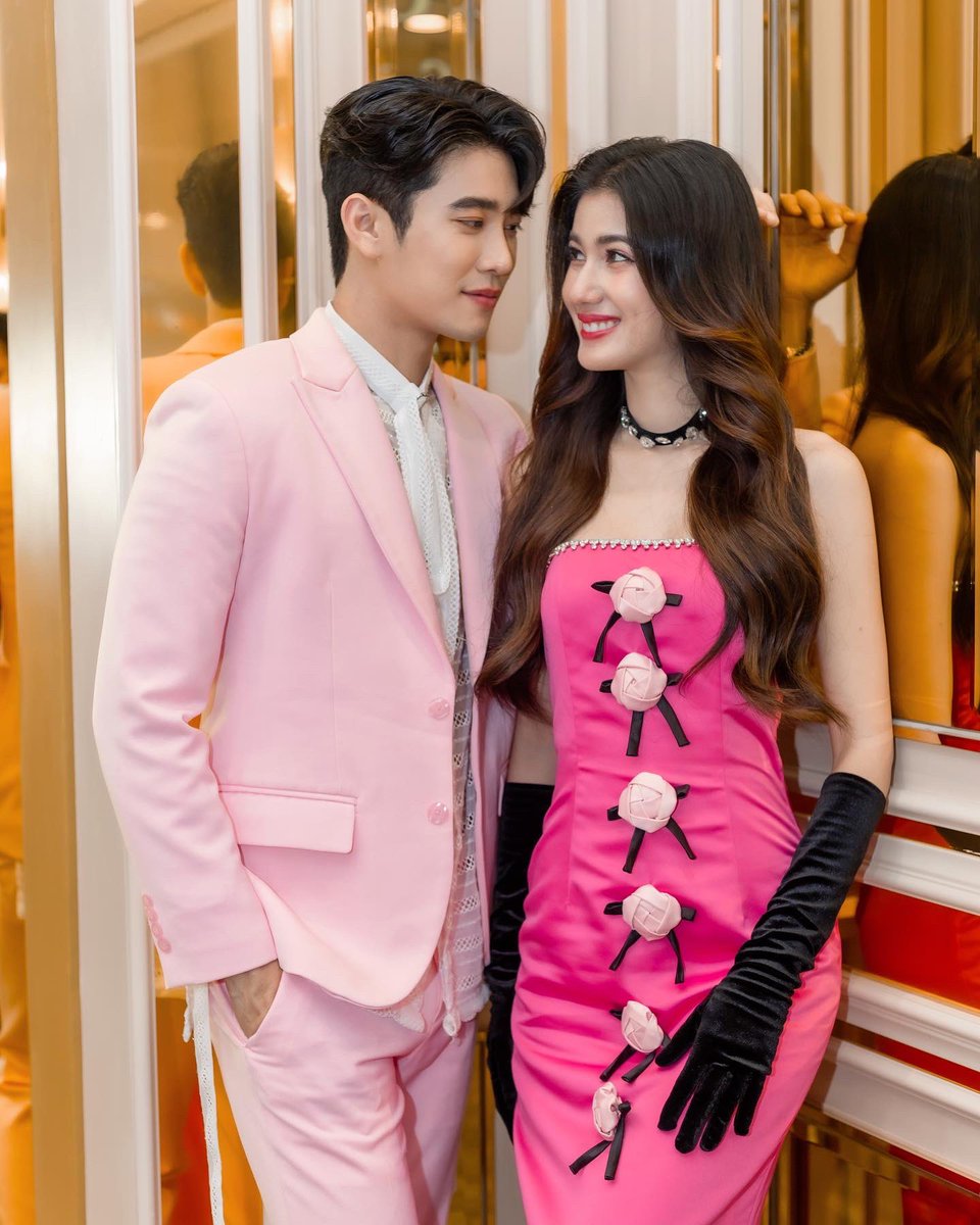 Takkatan_tann's tweet photo. @Kazzmagazine อยากเห็นคู่นี้ค้าาาาา ความน่ารักเกินร้อยมากกกกก และเค้าสามารถแต่งได้ทุกลุค ทุกสไตล์​จิงๆ น่ารักมากๆๆๆๆๆ 🥰🥰💖💖 #​ยูพิ้งค์ https://t.co/v8Oj8NBPQQ