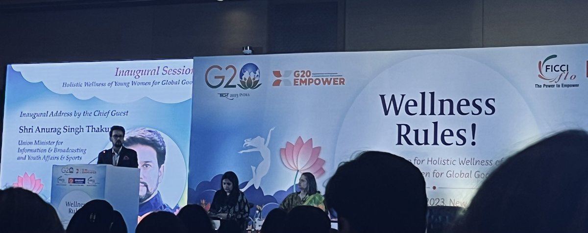 meditatingmuse's tweet image. Fabulous start to @FICCIFLO #WellnessRules conference #Empower20 is here 👏@Rashmisarita @LSR_Alumni