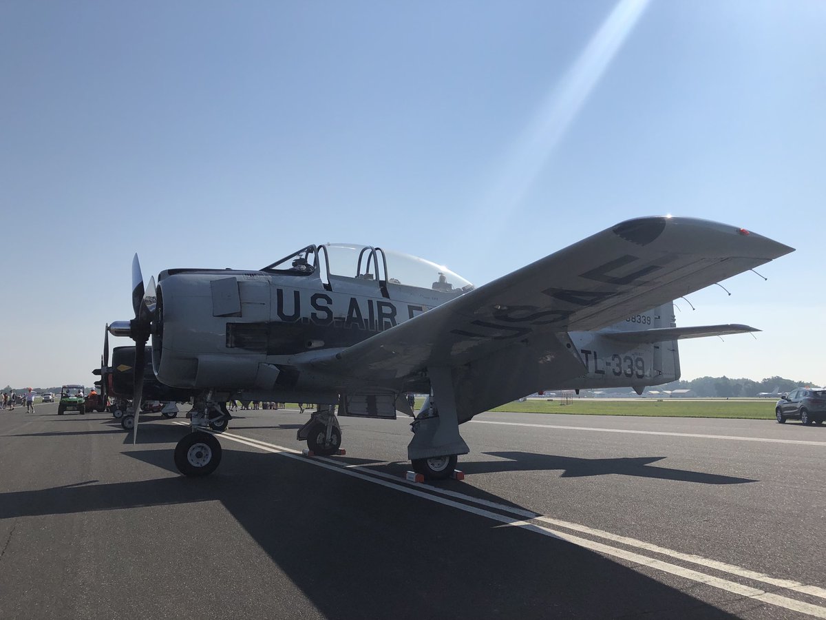 Flashback February to <a href="/eaa/">EAA</a> AirVenture 2018 with the team’s T-28 Trojans lined up on the warbird ramp.

#flashbackfebruary #warbirds #t28 #t28trojans #thunderON