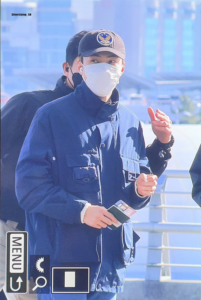 SilverLiningsh's tweet photo. 20230203 ICN Preview

#세훈 #SEHUN #吴世勋 #엑소 #EXO @weareoneEXO https://t.co/jiGv7UiXud
