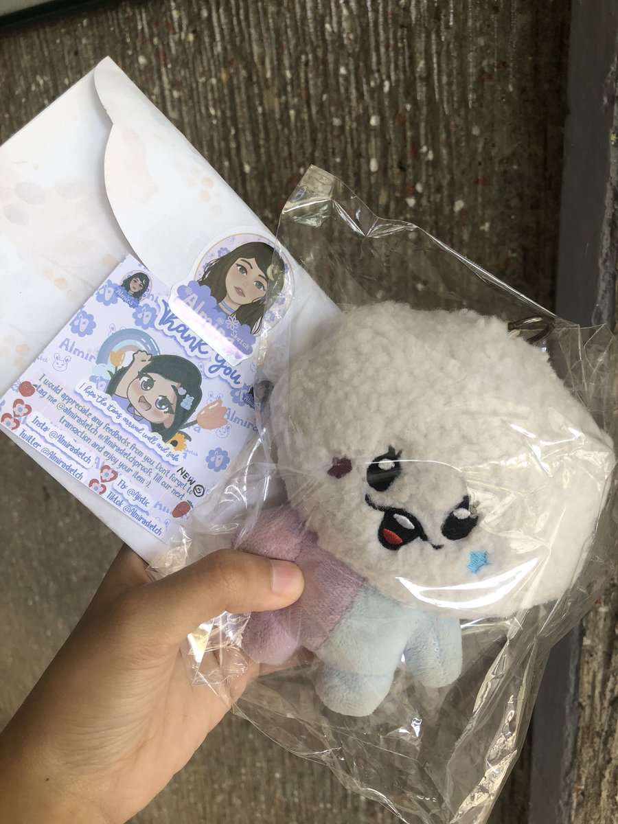 sfhia___'s tweet photo. [💌]: @AlmiraSketch #mailsfor_phia 

Hello po! Truz som arrived safely today!! Thank you so much po for letting me adopt som for affordable price💗 and sa super daming freebies, I appreciate your kindness thank you again! 🌠
 #Almirasketchproofs https://t.co/X1RxrHTU68