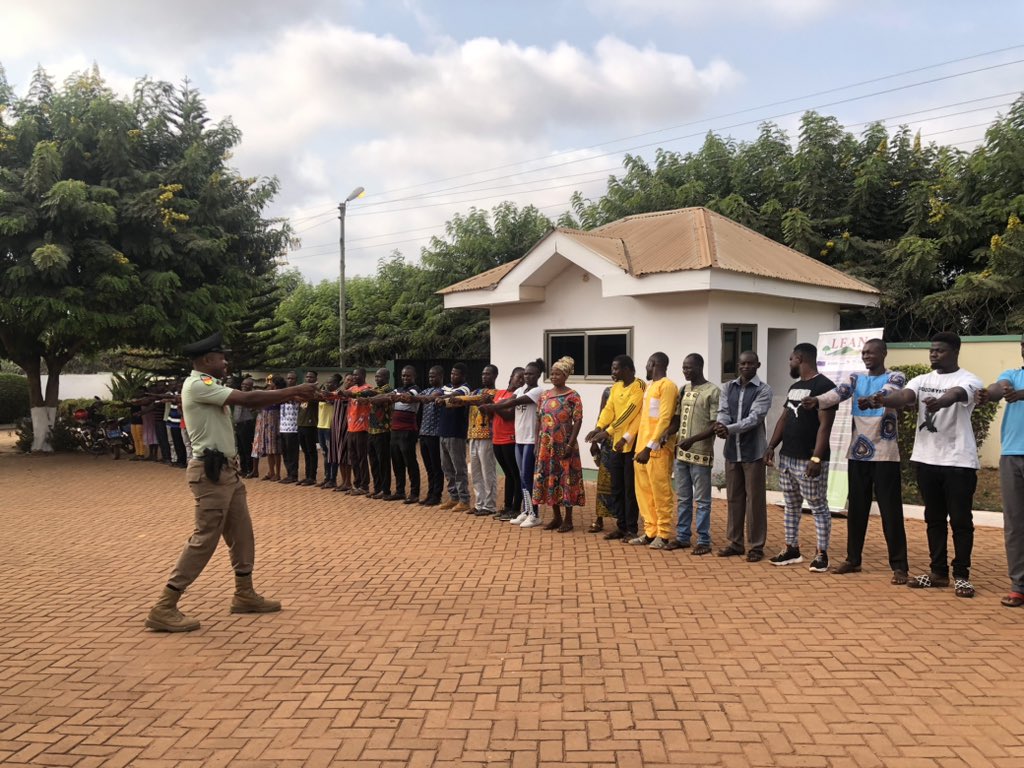 TropenbosGhana's tweet photo. Wildfires threaten food security in Ghana’s largest food basket, the Transition Zone.

Tropenbos Ghana under the #LEANproject in collaboration with the Fire Service held a 2-day training for fire volunteers to detect, suppress, &amp; prevent fires &amp; post-fire management. 

#WildFires https://t.co/rvKwpI7w9C