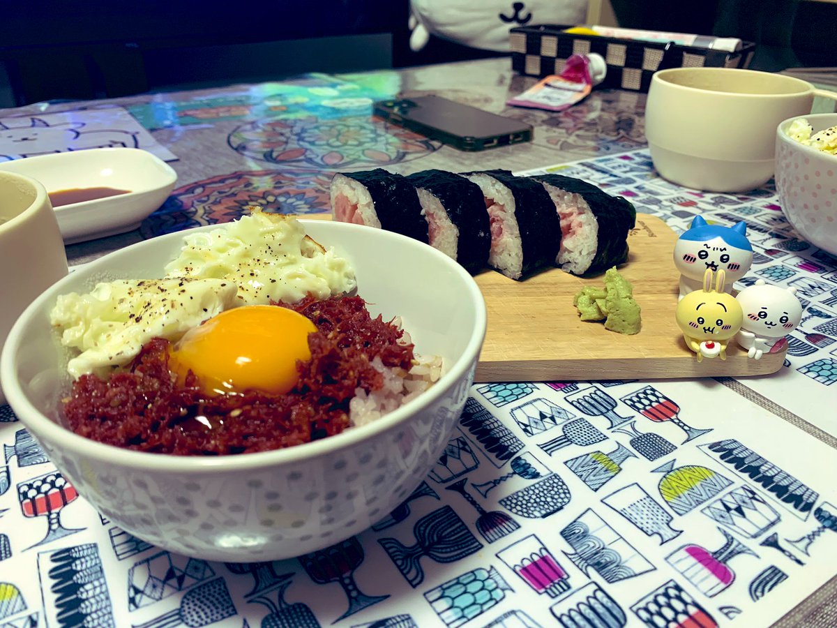 sumika_1123's tweet photo. @ngnchiikawa 昨日の夕飯にさっそく作りました！！
コンビーフ丼も白身焼きも美味しかったです😊 https://t.co/0GxH2xb8ev