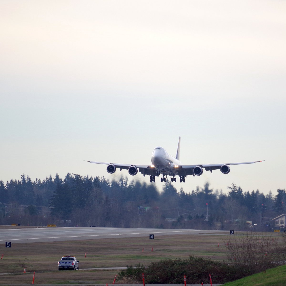 SantoshMathan's tweet photo. Saying goodbye to the 1574th 747 built https://t.co/2GlUymyBK5