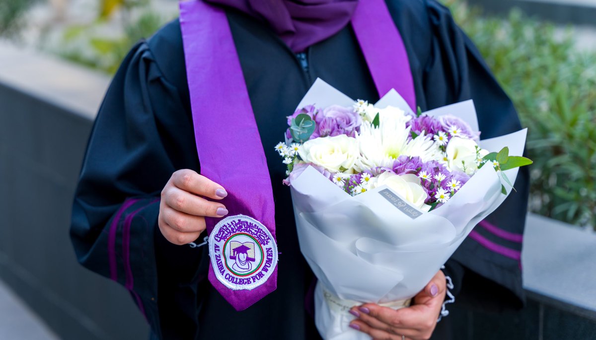 الحمدلله على تسهيله وتوفيقه للوصول إلى المبتغى 💜👩🏻‍🎓.