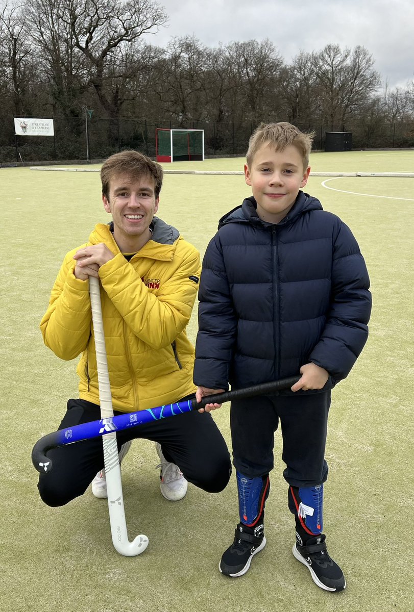 spencer_lynx's tweet image. Congratulations to Tom who has now been coming to training for a huge TEN weeks and so has been awarded his very own @y1hockey stick 👏🏼#hockeystick #commitment #newsport