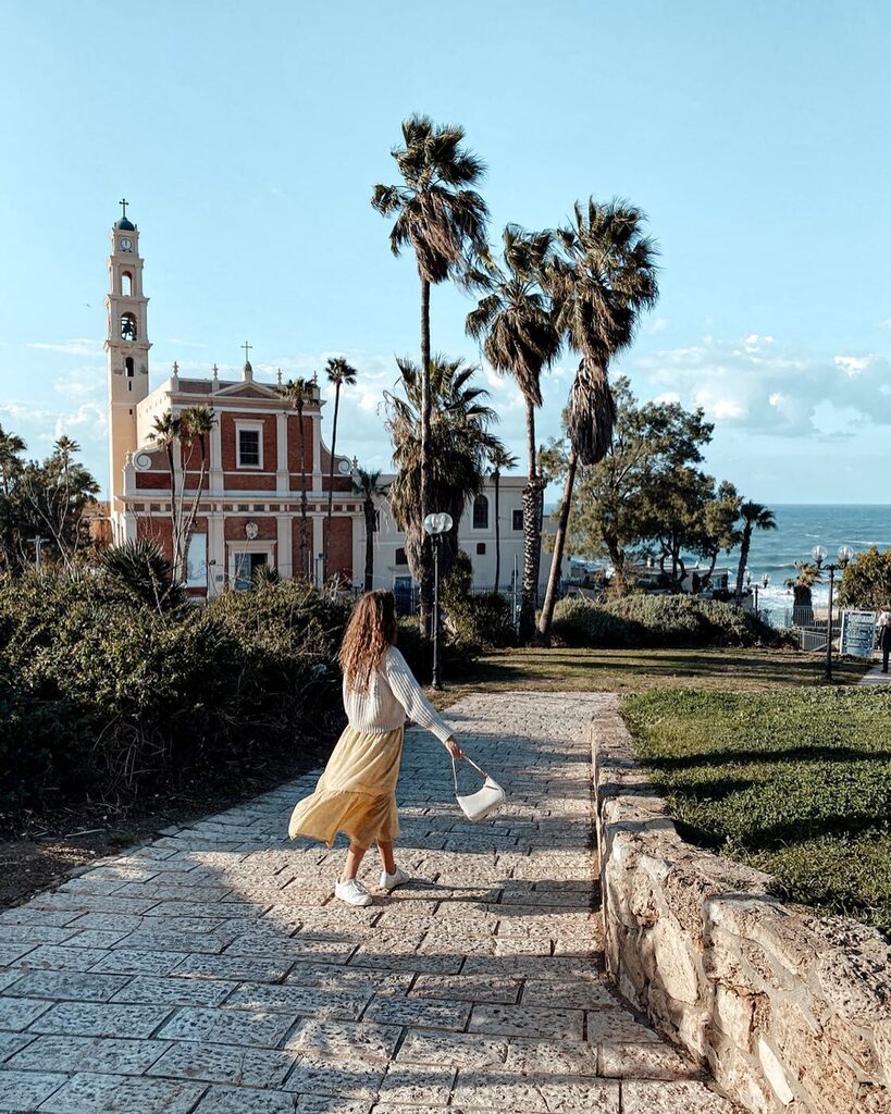 Agnes_N's tweet photo. Groetjes uit Tel Aviv! Ik heb m’n laptop ingepakt en werk 3 weken vanuit de zon. Althans, dat was het idee. Het regent hier ook wel eens, maar met 16-22 graden mag ik absoluut niet klagen. In 2019 was ik hier ook 3 weken, maar de helft daarvan ziek. Tijd… https://t.co/QGqK5VPdP5 https://t.co/atx5f4YEW8