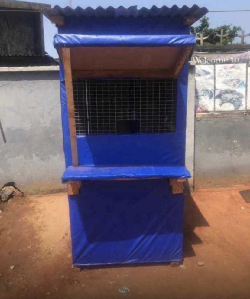 AGoG49's tweet photo. Congratulations to me on my new POS shop plenty cash dey ground, location is not a problem we deliver nationwide 😹😹😹 https://t.co/UzzUeCT0Mi