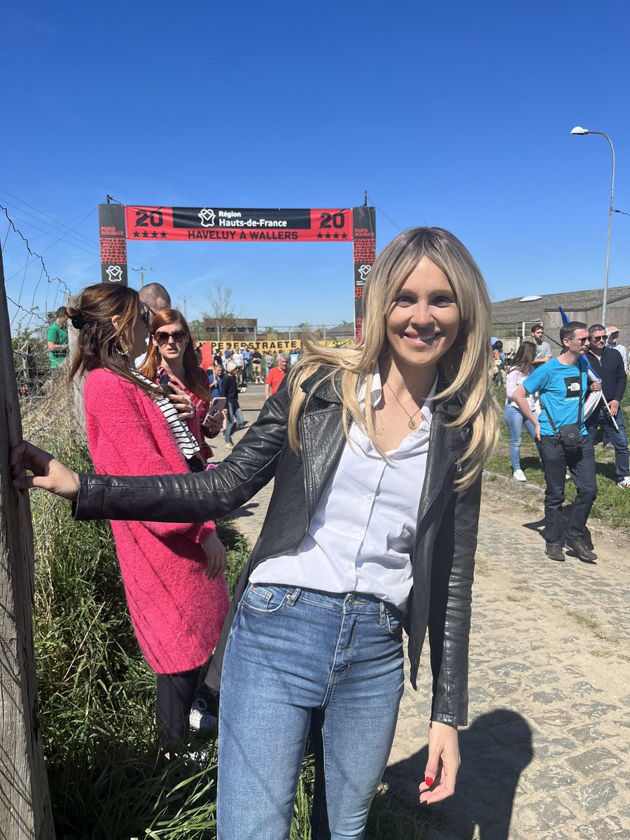 lauramtaberner's tweet photo. Pensando en acudir a las Clásicas y vivirlo con pase VIP? París Roubaix, Flandes, Lieja, Amstel, etc?No te lo pienses ➕, @Go4Cycling te ofrece una experiencia de ciclismo increíble🚴🏼‍♀️🚴. Para + info, por privado 📨❗️#ciclismo  #cycling #sauditour #VCV2023 #NacionalesRuta2023 https://t.co/vbW7ikOz5C