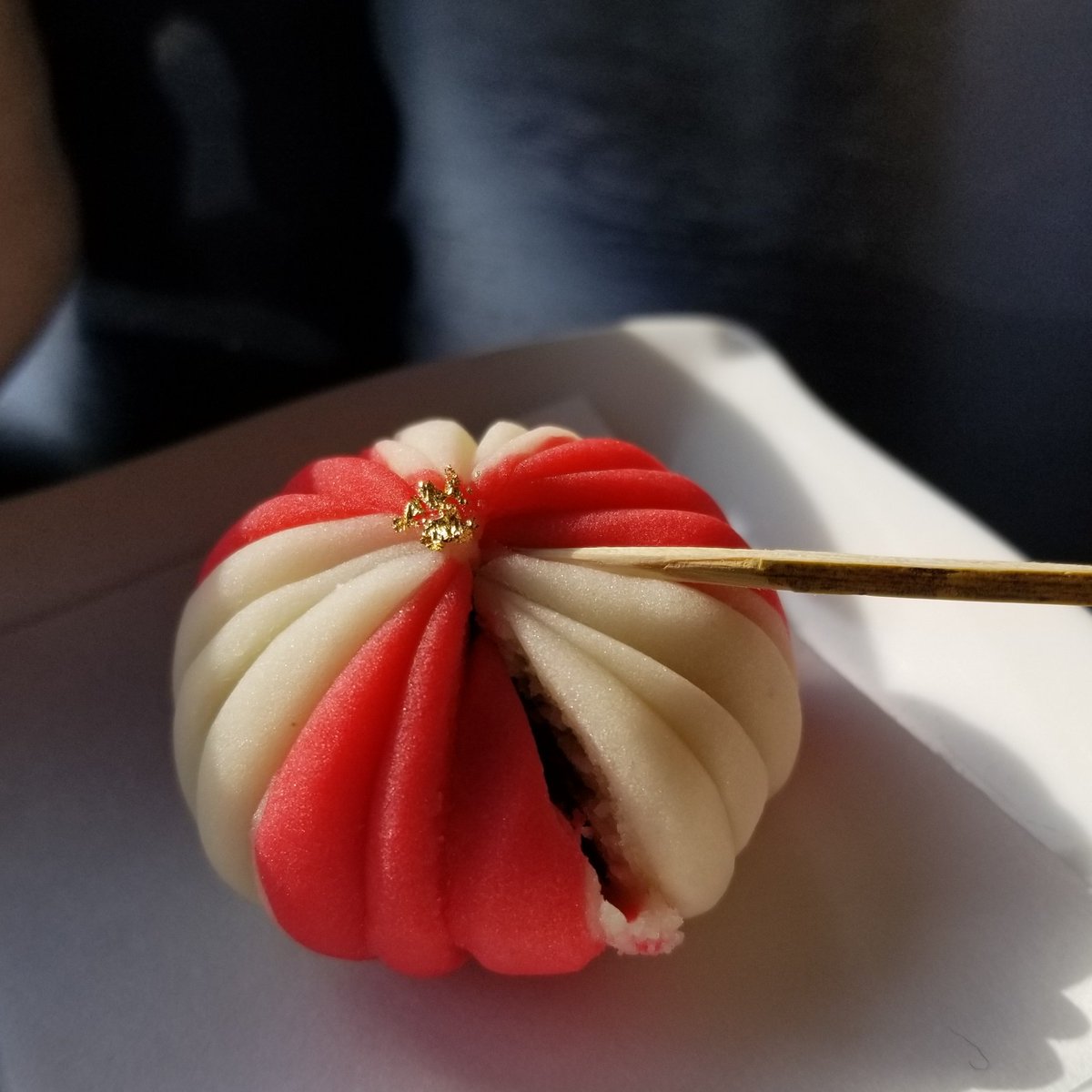 OshinoShinobi22's tweet photo. #SpringLimitedEdition #SpringWagashi that went on sale yesterday has been a big hit thanks to your support.
#BestCombination of #Wagashi from #TokyoyaSeika, a long-established wagashi store at the #MtFuji and #MatchaGreenTea.
#Fujimisaryo #Setsugetsufuka.
#OshinoShinobiNoSato https://t.co/AeWqedLzQm
