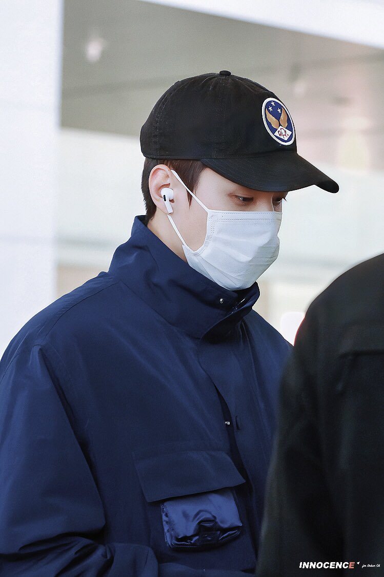 innocence_sh's tweet photo. 230203 ICN ✈️
❤️❤️❤️
#SEHUN #吴世勋 #세훈 https://t.co/OQZsrSk2gG