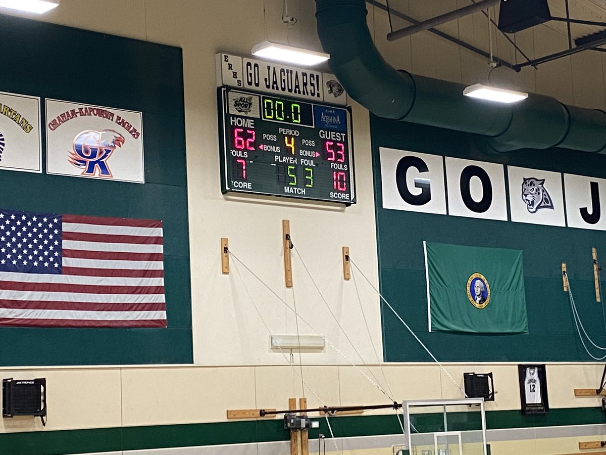 cheriseb35's tweet photo. Emerald Ridge had a great win tonight over Bellarmine! Next game Saturday 6:30 at Tacoma Community College v Sumner!🏀 https://t.co/5OUYEYNGxi