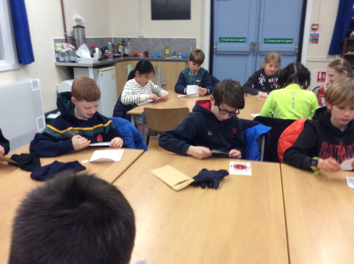 PutneySMPS's tweet image. School Journey Update @PutneySMPS @SCTrust
Y6 enjoyed making clay tiles and reading their letters from home!
#StMarysSchoolPutney