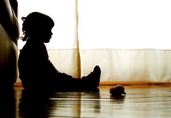 DiariodoDistrit's tweet photo. Homem é condenado a 10 anos de prisão por abusar sexualmente das enteadas na Nazaré https://t.co/3BxIoYin13 #Crime #Leiria #abusosexualdecrianças #condenado #Dezanos https://t.co/SsLHxfO4Vz