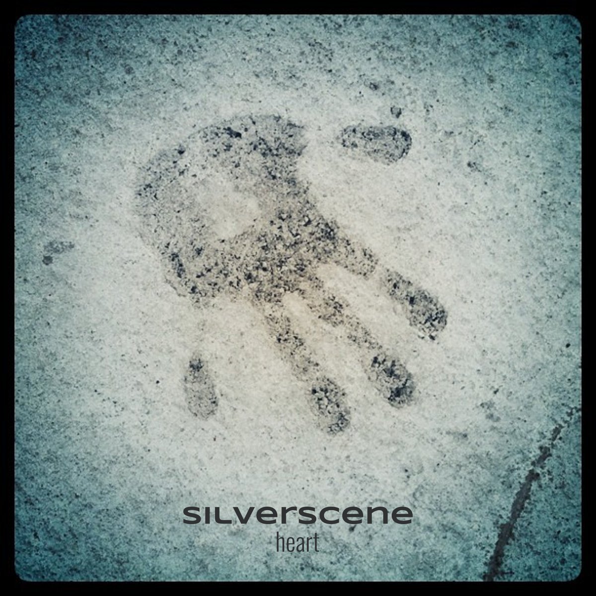 And here it is... our debut single, "Heart.
More to come...

Bandcamp: bit.ly/3kWRbtU
Spotify: spoti.fi/3WZ8JmI
Everywhere: ffm.to/kr2abpv

Adam / Marie / Brian