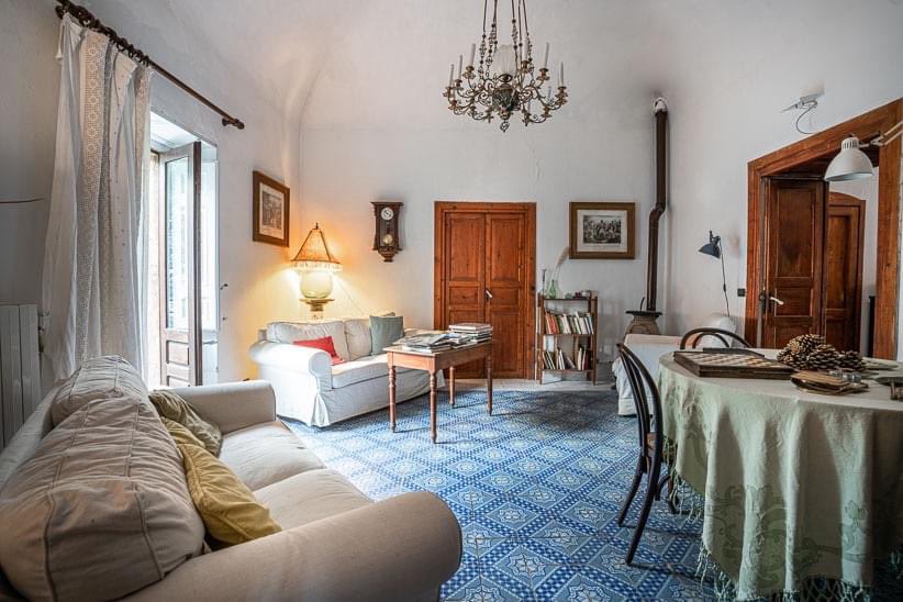 BOUTIQUE FARM HOTEL
Interiors of Sicily. In the rooms of the Casa Migliaca each object is the beginning of of a story.
•
•
•
#CasaMigliaca #FarmHotel #CharmingHotel #CharmingPlaces #BoutiqueHotel #Agriturismo #Travel #Tourism #TravelTheWorld #InstaTravelling #Italy #Sicily