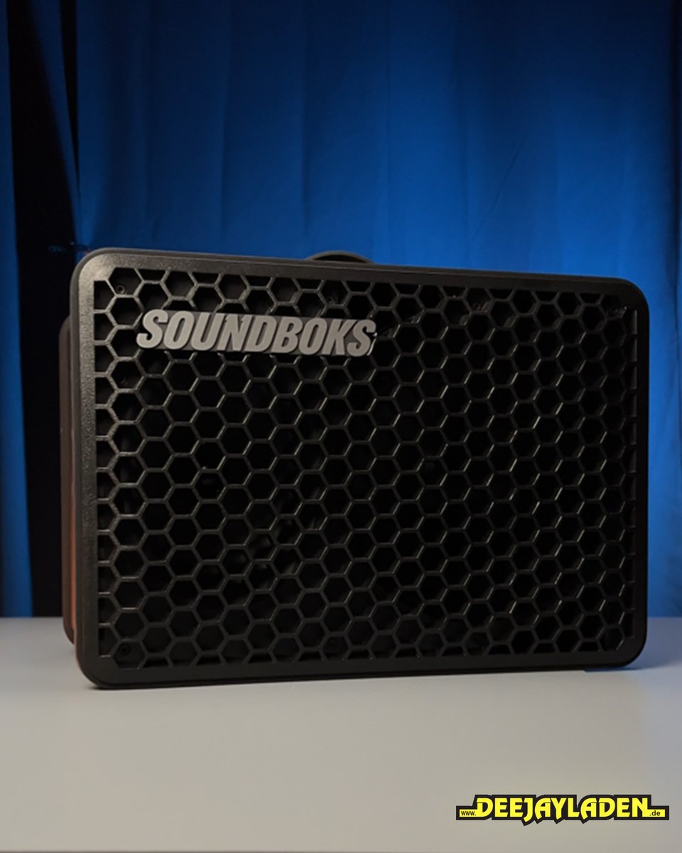 Wenn dir für den Garten oder eine kleinere Party die Soundboks zu groß ist, dann könnte die Soundboks GO genau das richtige für dich sein. Fast alle Vorteile vom großen Bruder, nur deutlich transportabler.
#deejayladen #soundboks #soundboksgo #partyharder #portablespeaker