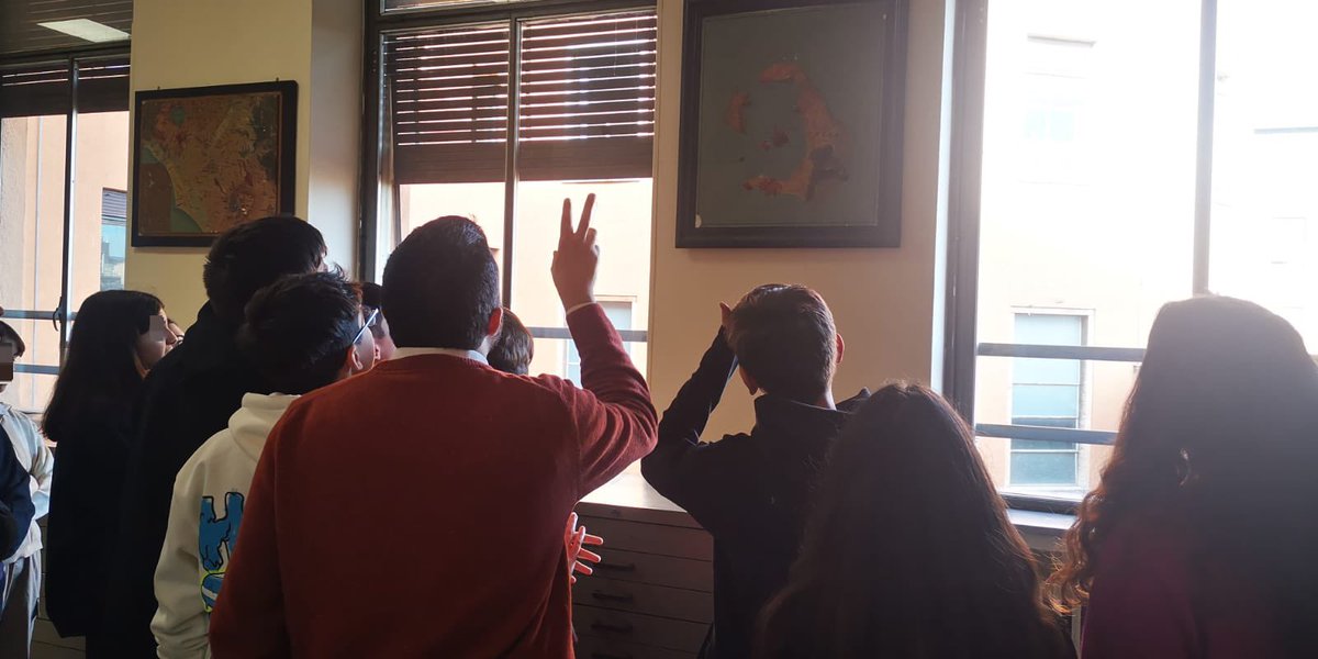 Al via le attività del #MuseodellaGeografia di Roma organizzate per#mappadellacittàeducante promossa da #RomaCapitale per tutte le scuole del territorio.
Oggi le attività hanno visto coinvolte/i le/gli alunni con Laboratorio sugli #obiettivi #Agenda2030
#geografia #patrimonio