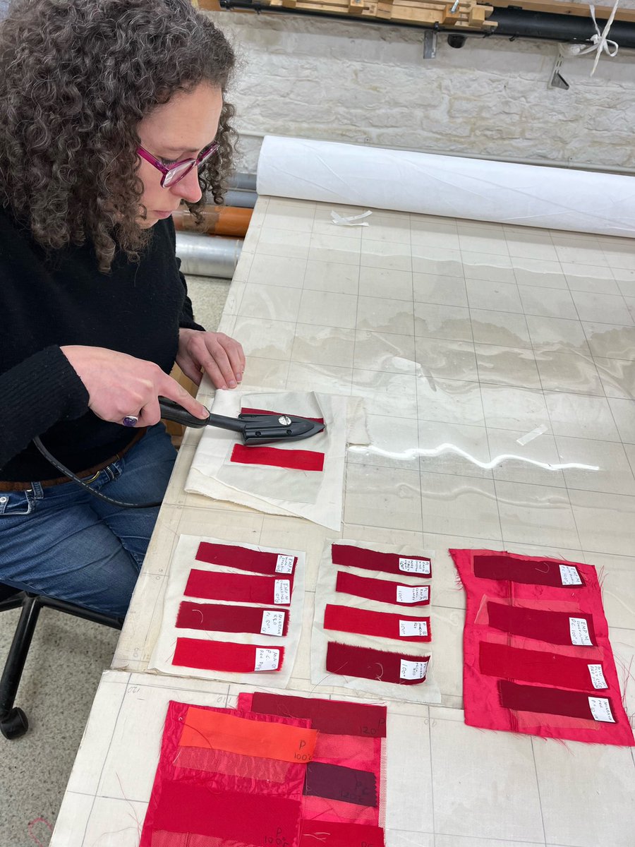 Landi_company's tweet image. Here Melinda is testing the adhesive quality of Beva tape, with variable temperature application on a variety of #fabric surfaces. Happy Friday! #textileconservation #conservation #textiles