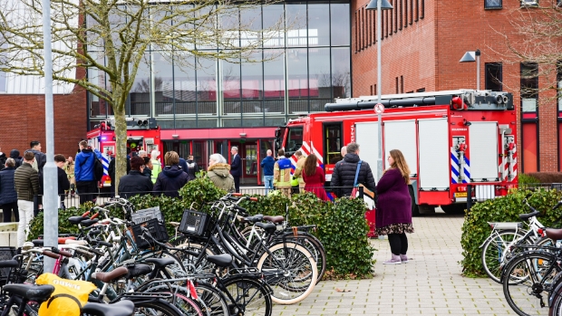 De Oude Maas ontruimd vanwege brand in toitletruimte -  grootnissewaard.nl/nieuws/algemee…