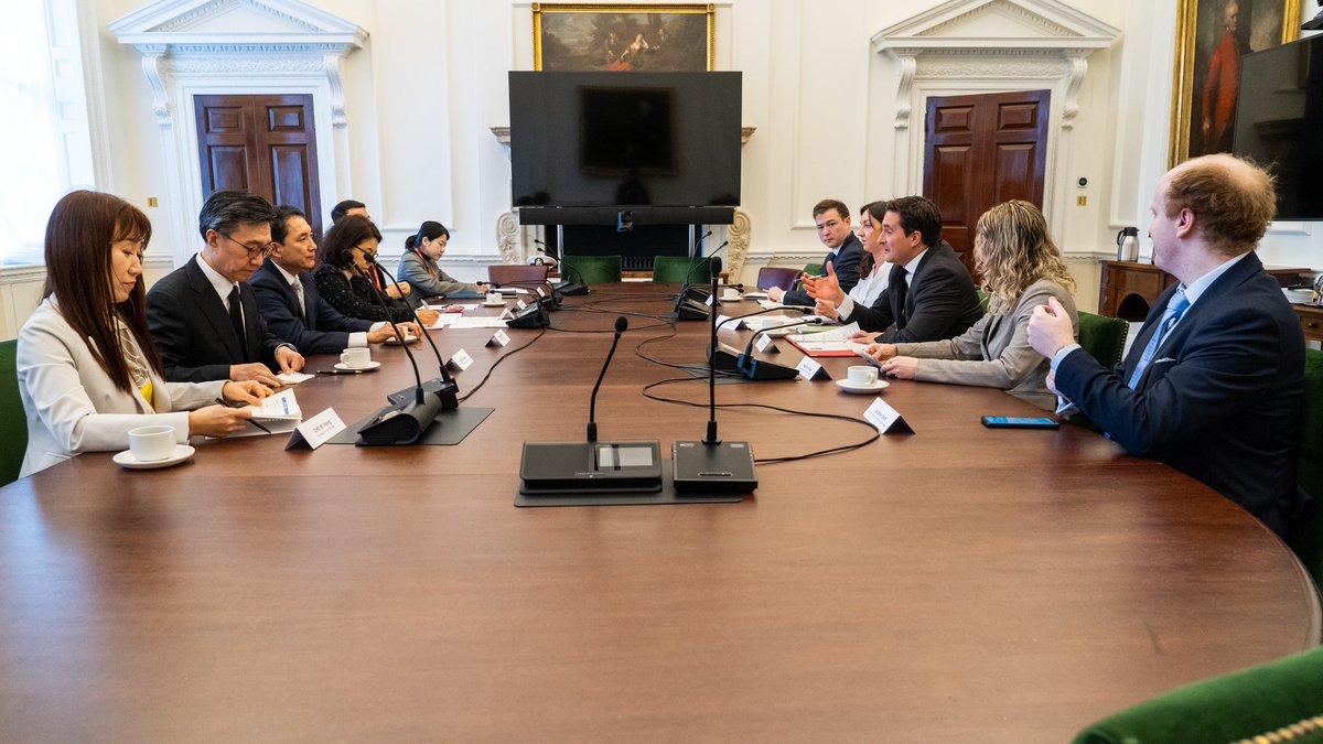 Johnny Mercer tweet media