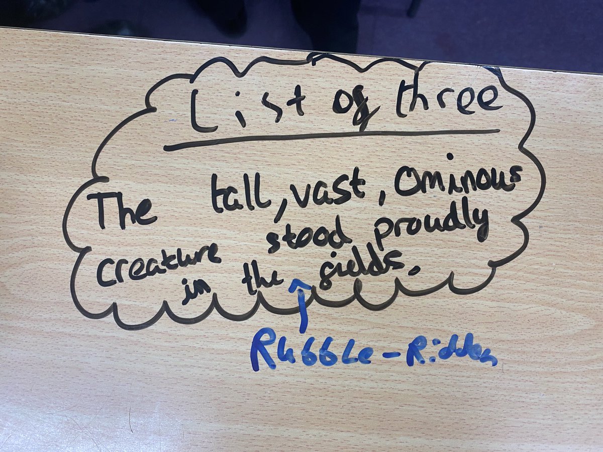 Miss Roberts tweet media