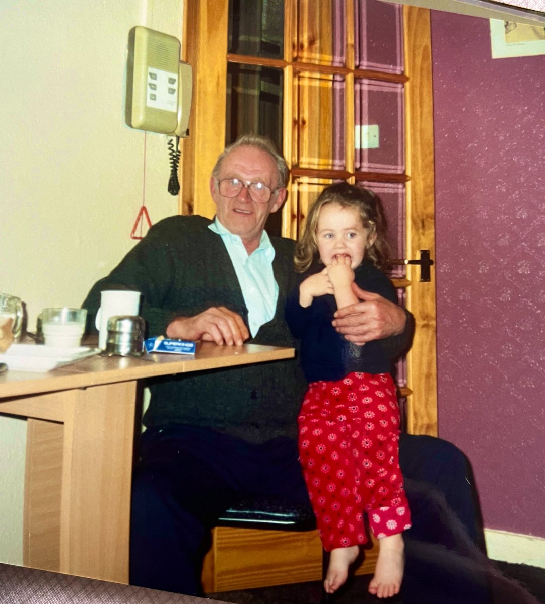 Anna McAree tweet media