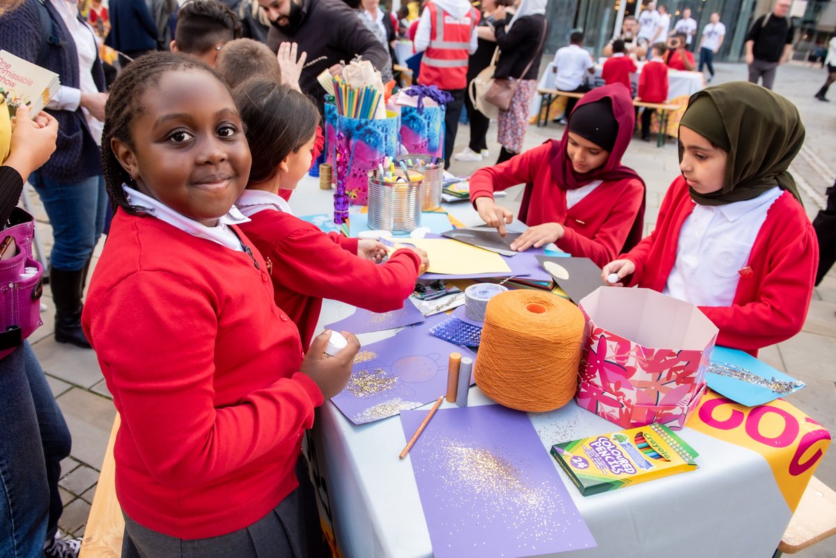 LEEDS_2023's tweet photo. 📣 The My LEEDS Summer: Community Grant Call Outs are now LIVE!

hted to take part. If you have something creative or cultural to share with your ward, head to our website. Deadline 6 Mar 👉 https://t.co/ahKvm2F0wk https://t.co/QVj1hVbRIn