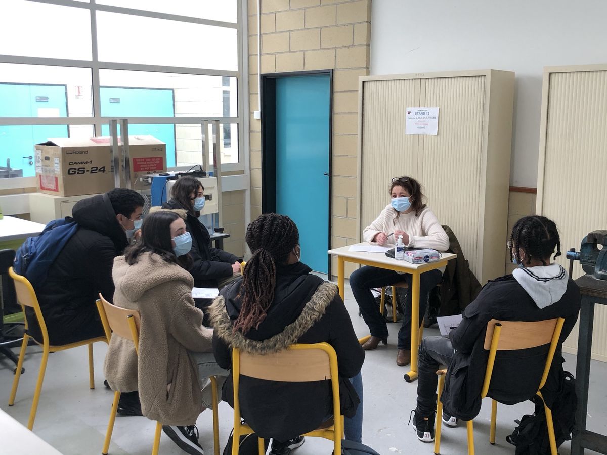 Lycée Jean Perrin tweet media