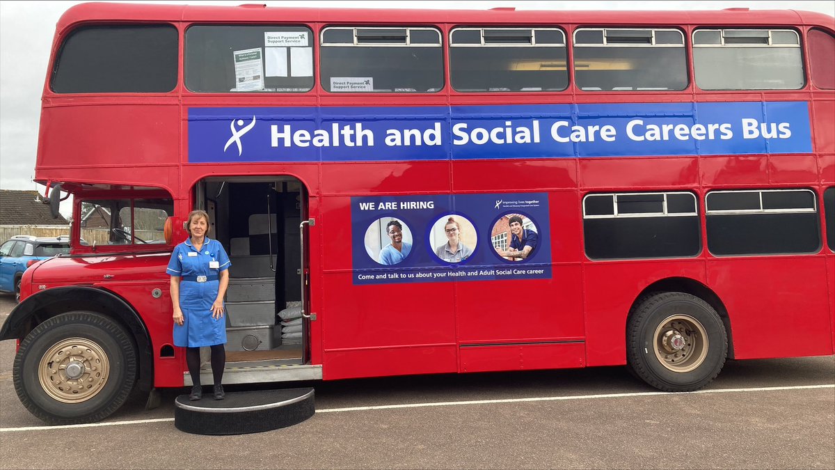 NatashaAdams28's tweet photo. Pop and see our Nurse Sally on the @nandwics Health &amp; Social Care Bus! She will be discussing all things NNUH, education, care and careers! ♥️ Today, they’ve stopped off at Alysham Station! #beepbeep #improvinglivestogether 

@NNUHTeamSurgery @NNUHjobs https://t.co/UHthVjrA6c